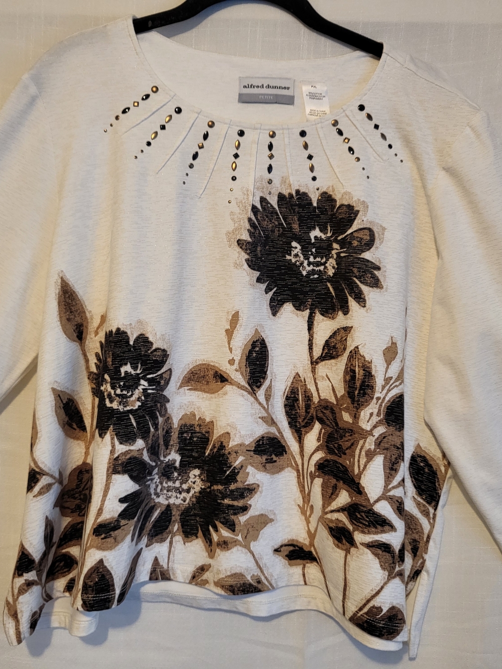 Alfred Dunner Cream Floral Embellished Sweater
